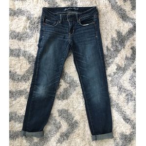 American Eagle skinny jeans dark denim size 2